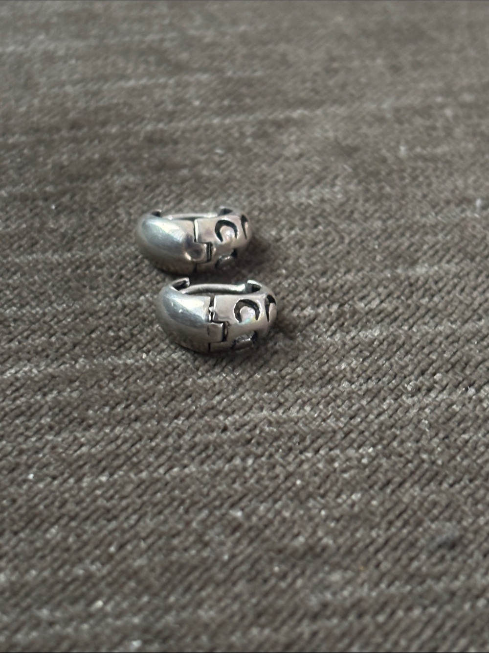 .925 Sterling Silver REVERSIBLE Crescent Moon Earrings Fine Jewelry Artisan Vntg - Picture 9 of 13
